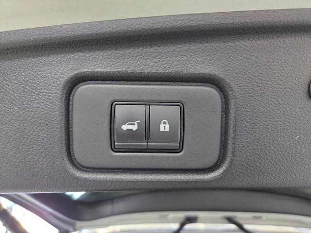 Used 2025 Silver Nissan SV image 16