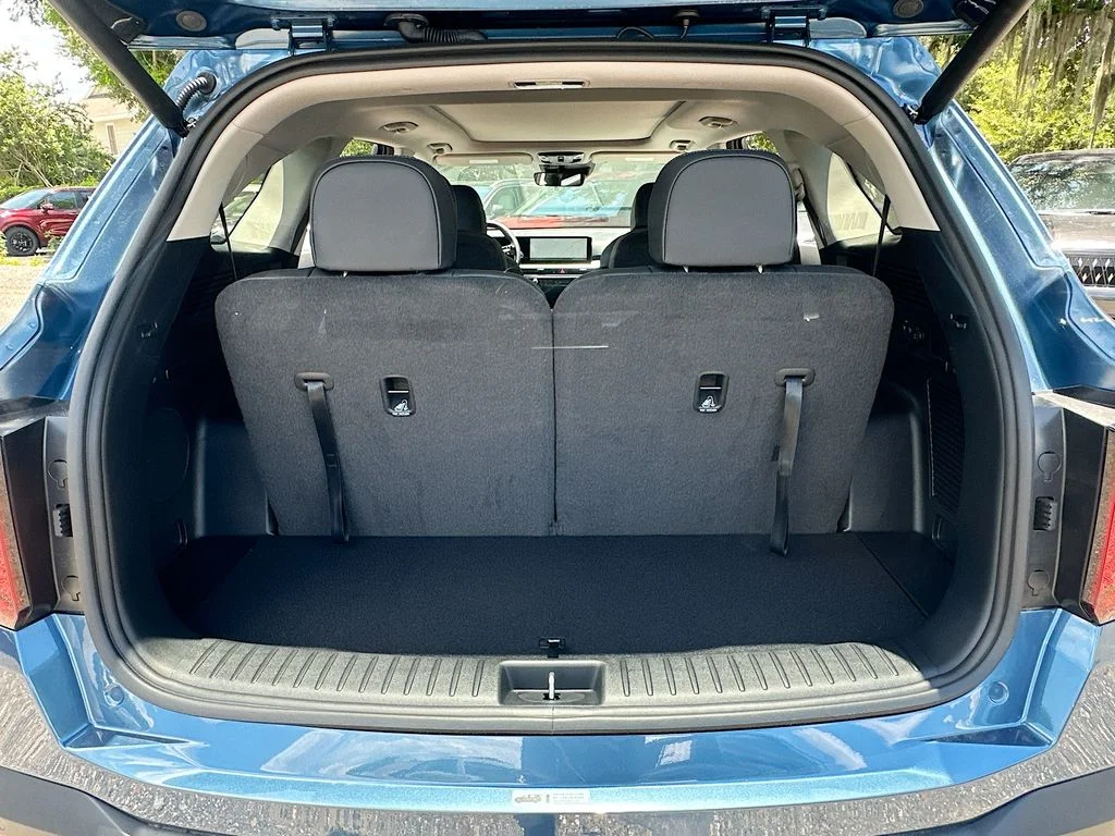 New 2026 Mineral Blue Kia EX image 27