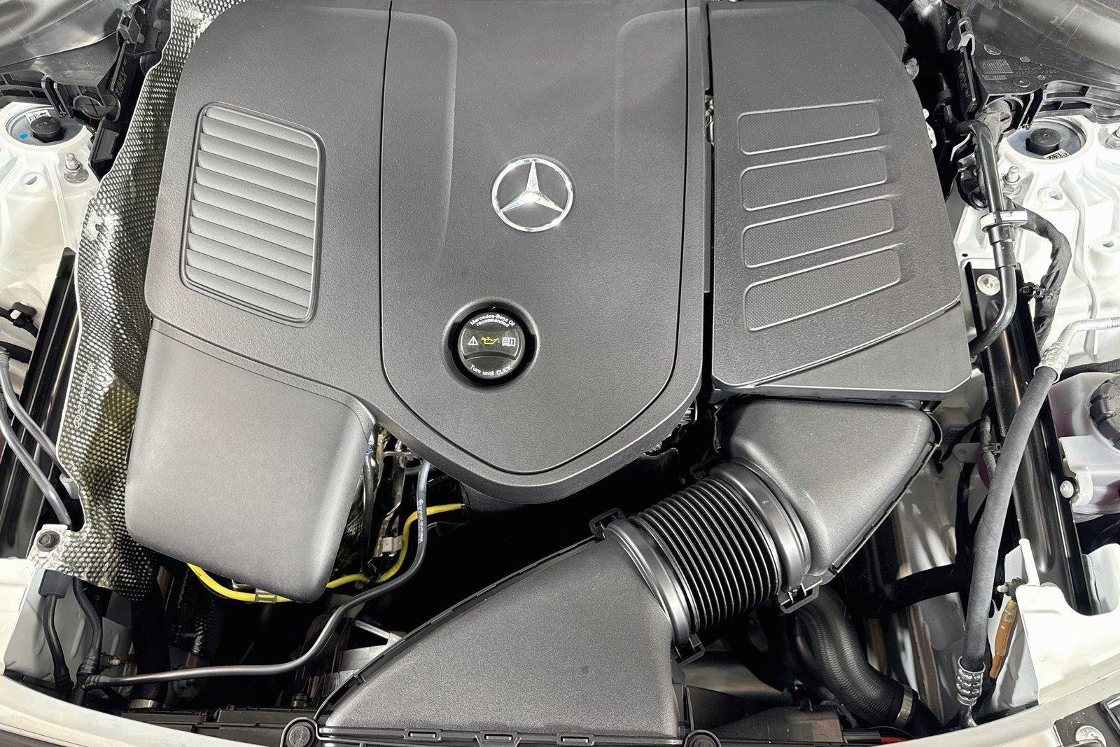 New 2026 Polar White Mercedes-Benz GLC 300 image 28