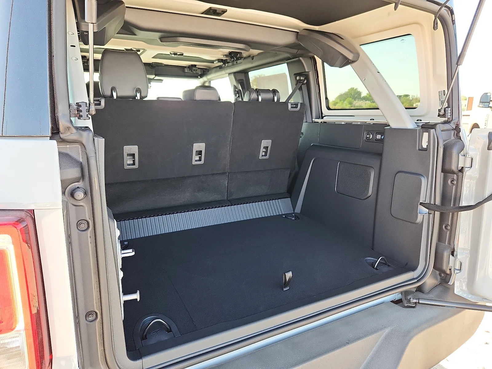 New 2026 Avalanche Gray Ford Big Bend image 12