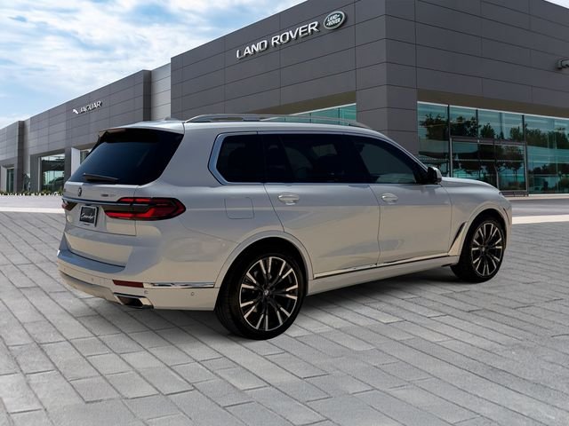 Used 2023 White BMW xDrive40i image 5