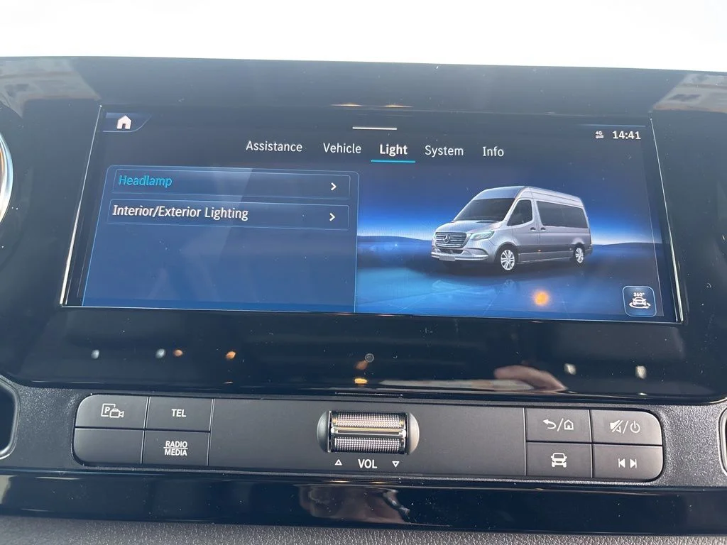 New 2026  Mercedes-Benz Ranger Contractor PKG/Roof Rack image 28