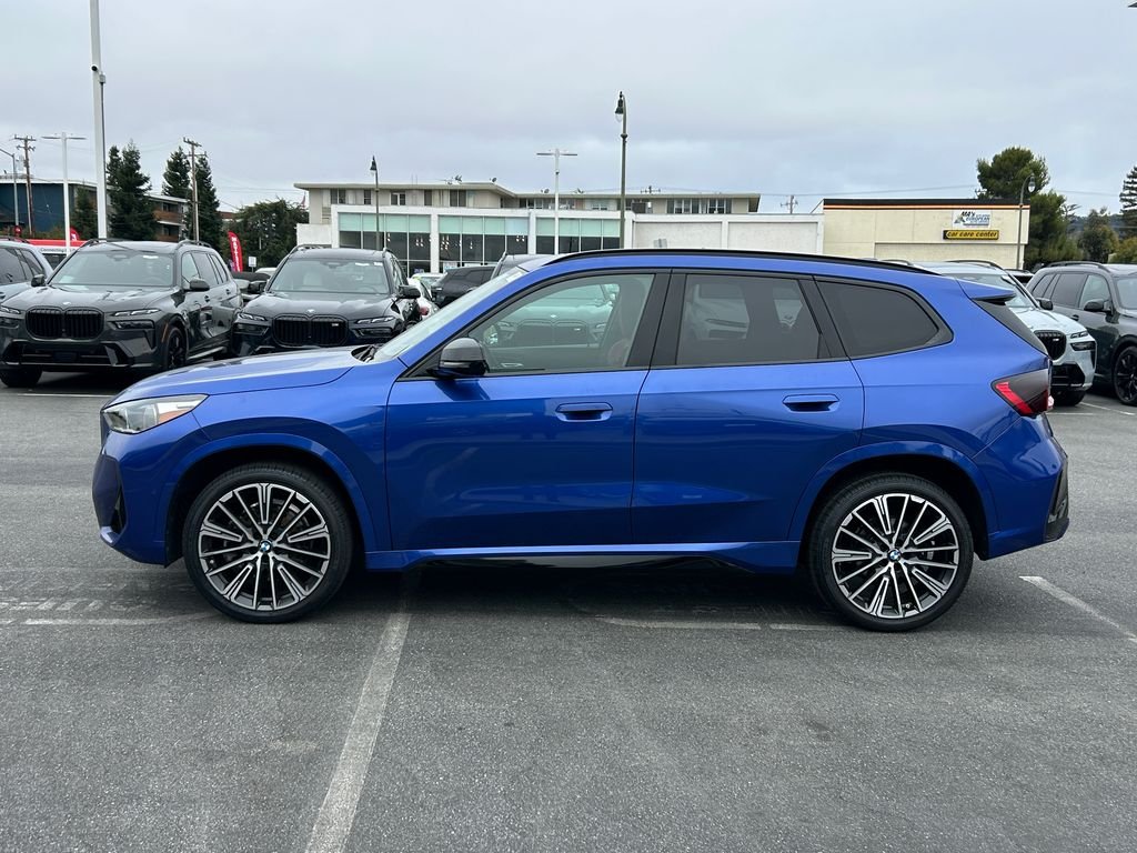Certified Used 2023 Portimao Blue Metallic BMW xDrive28i image 2