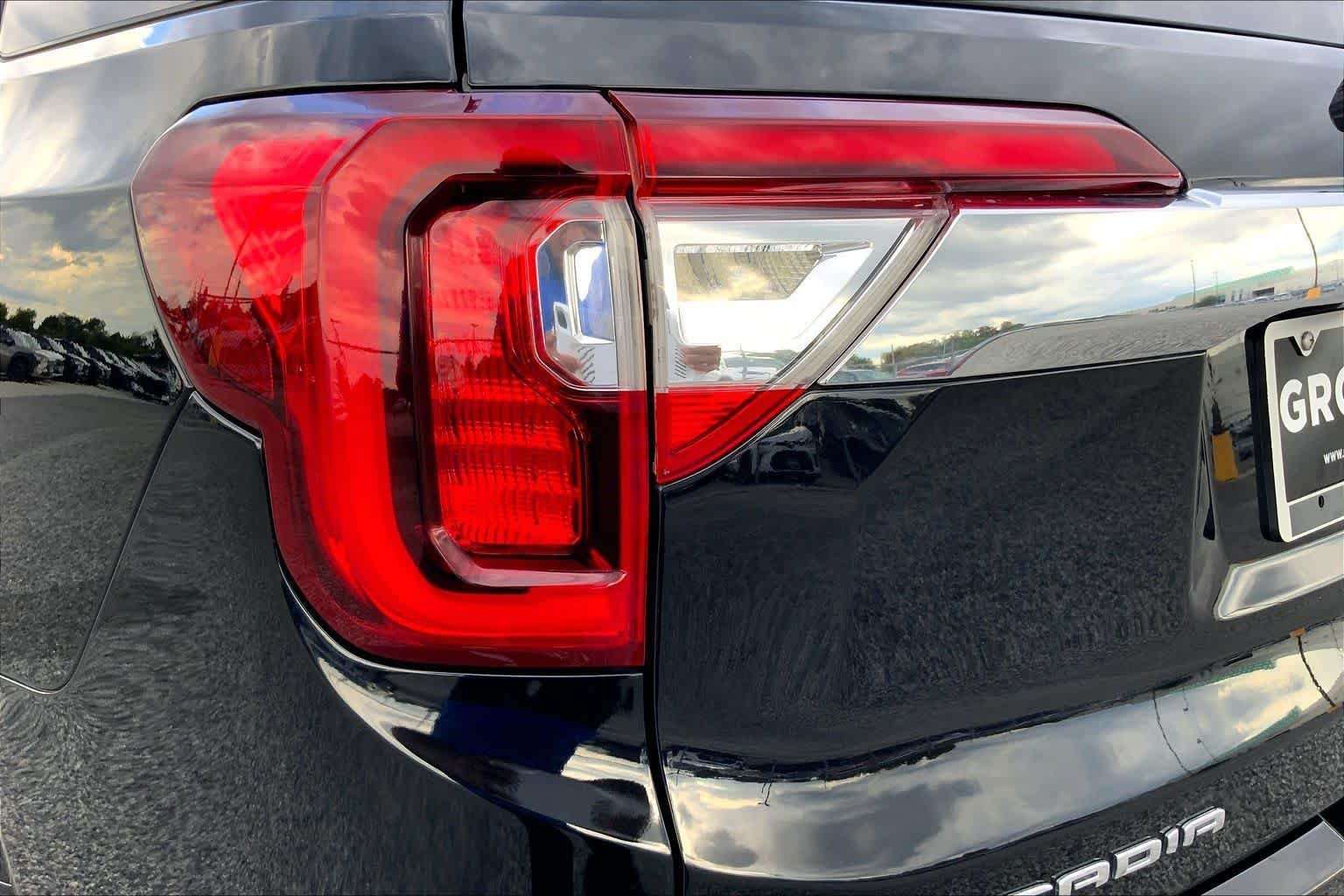 Used 2021 Ebony Twilight Metallic GMC Denali image 28