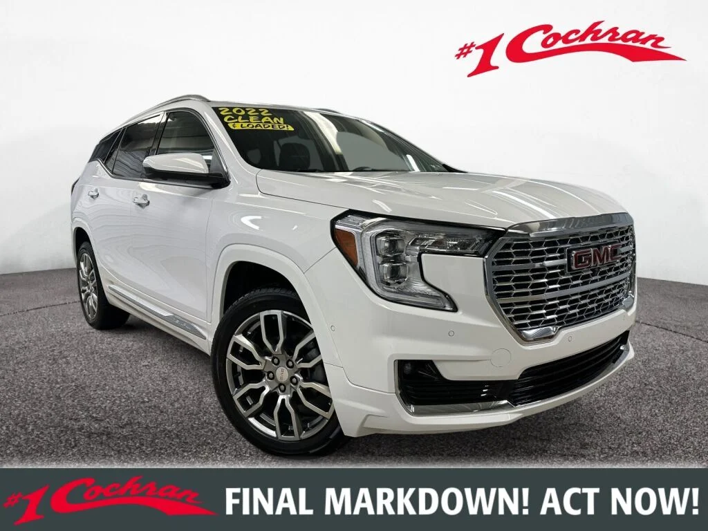 2022 GMC Terrain Denali AWD's photo