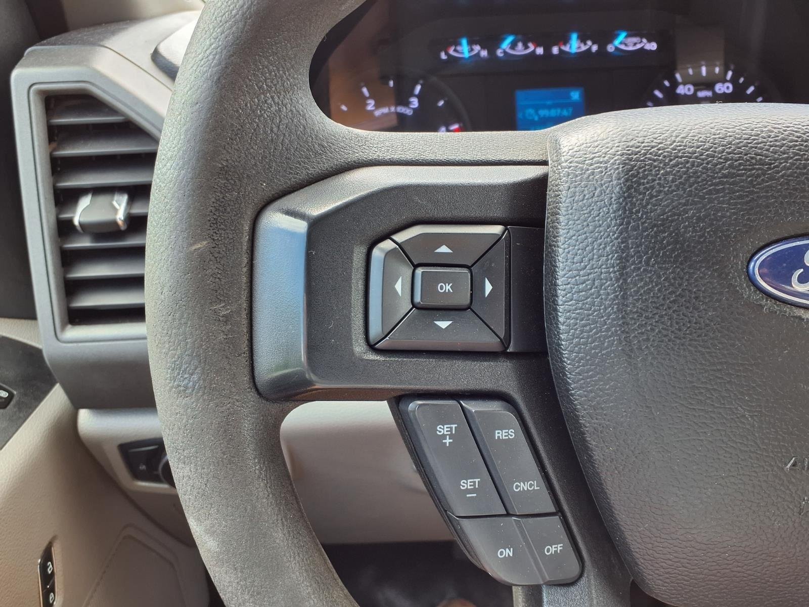 Used 2017  Ford XL image 25