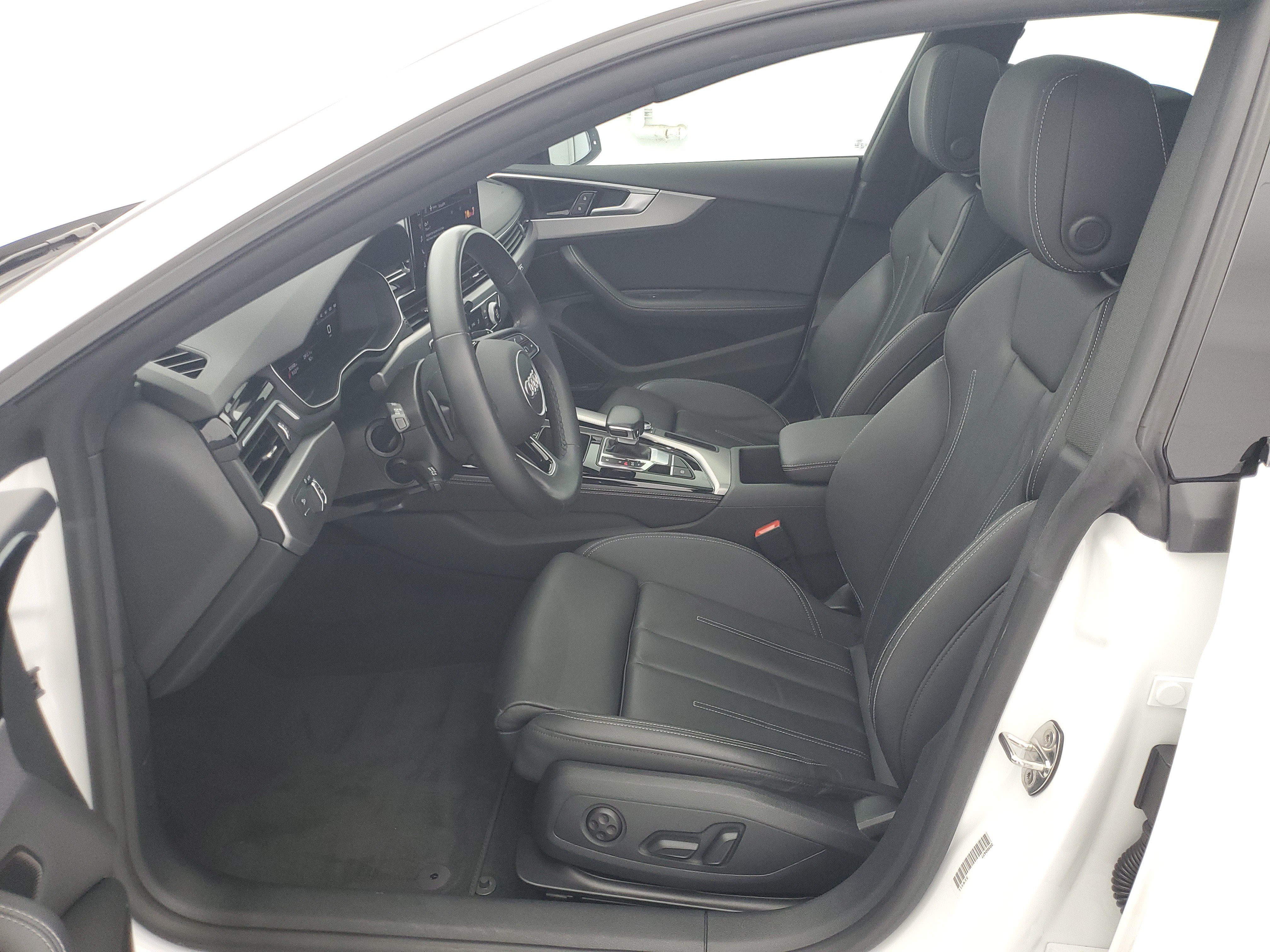 Used 2022 Ibis White Audi Premium Plus image 18