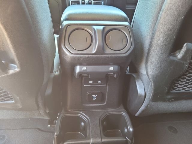 Used 2025 White Jeep Rubicon image 17