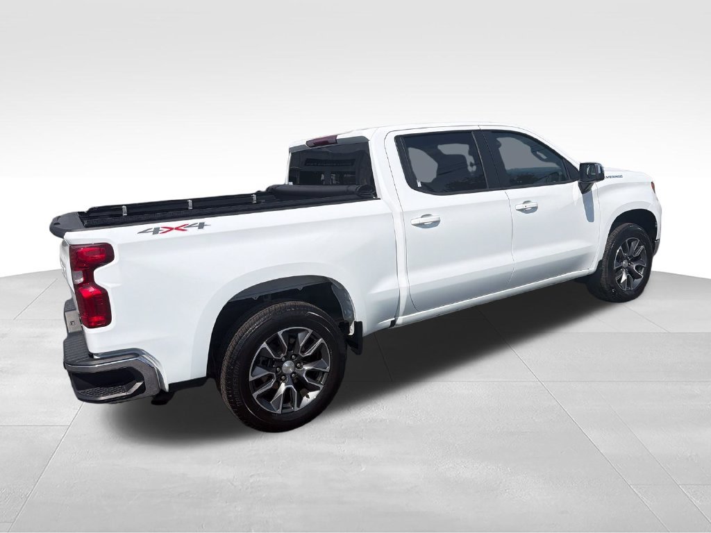 Used 2024 White Chevrolet LT image 5
