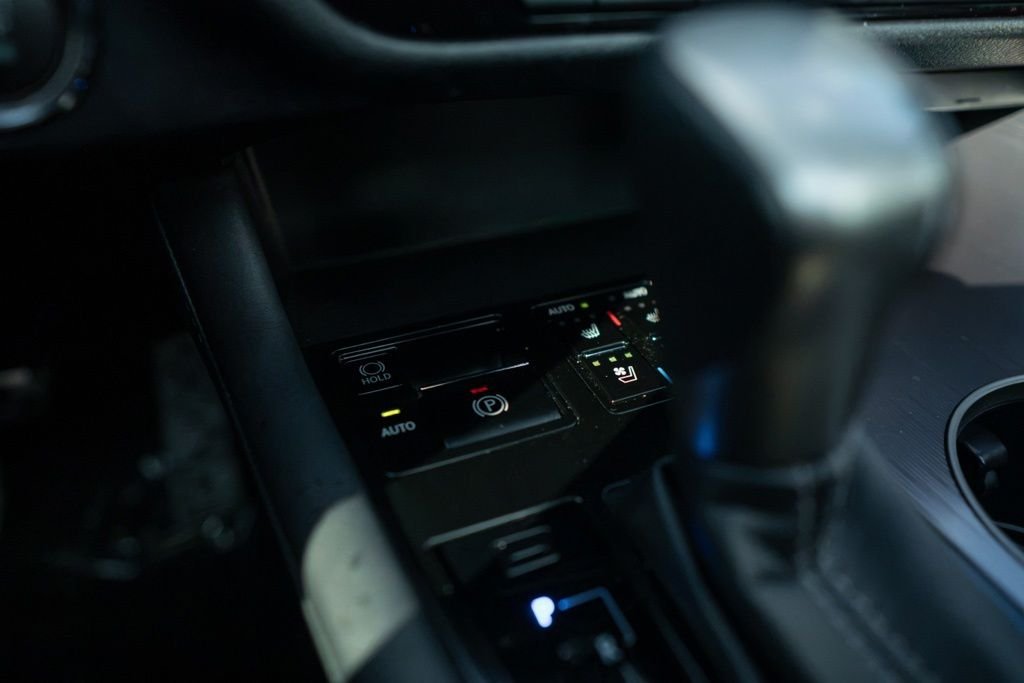 Used 2019 Silver Lexus 350 F Sport image 31