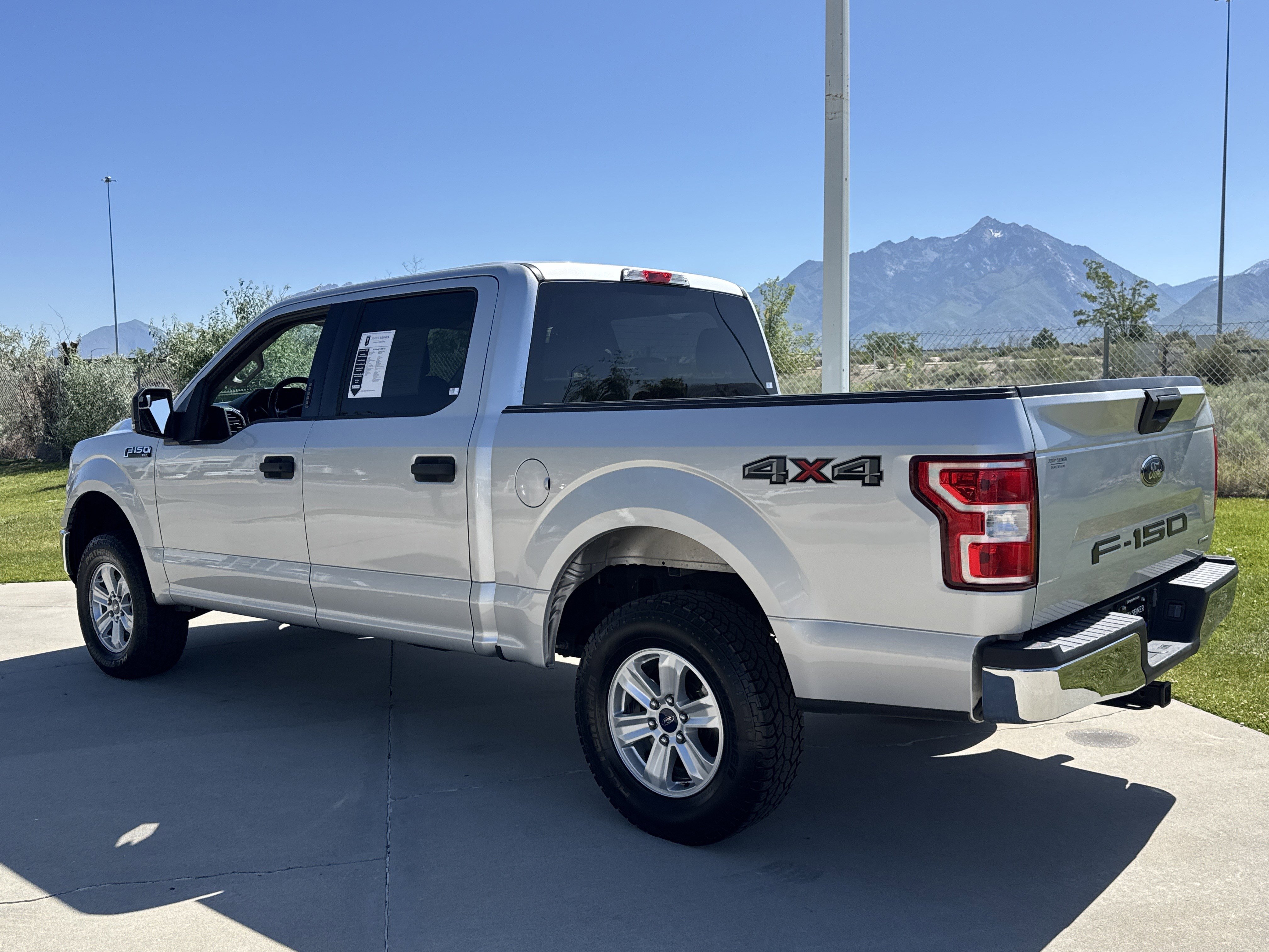 Used 2019 Ingot Silver Ford XLT image 3