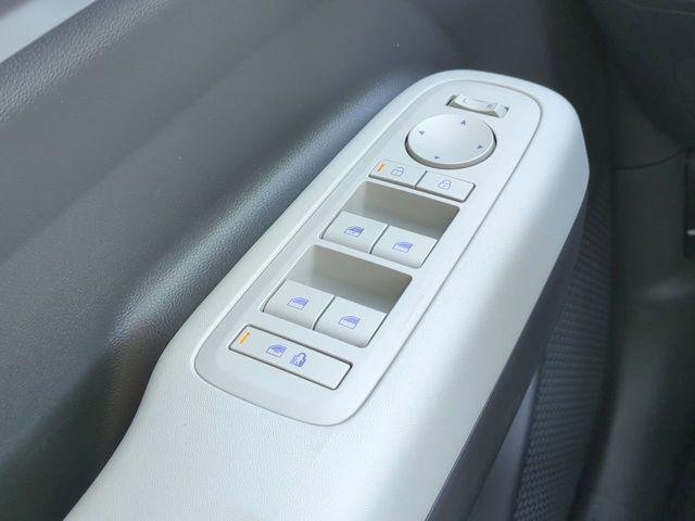 New 2026 White Hyundai SE FWD image 20