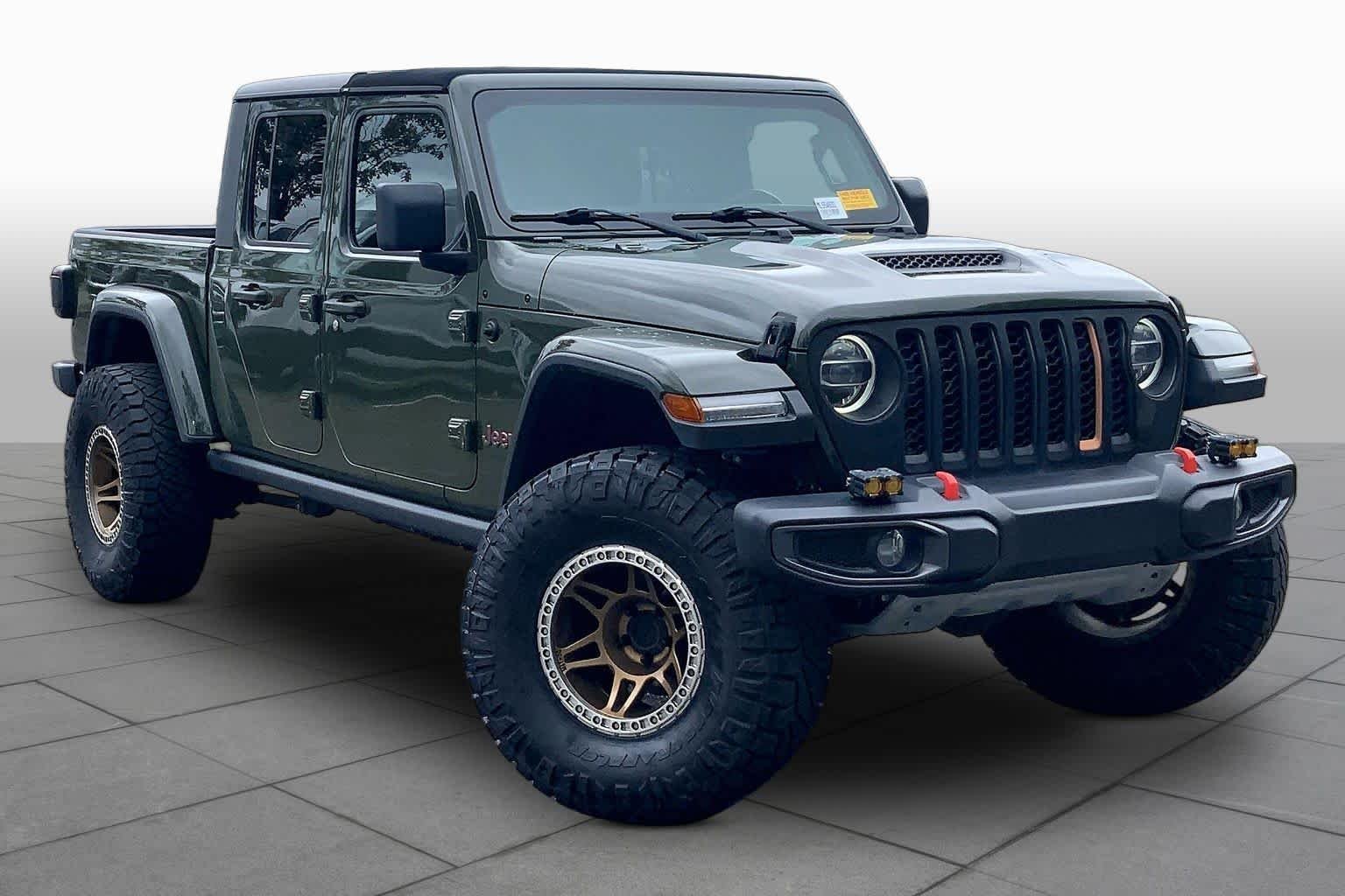 Used 2021 Sarge Green Clearcoat Jeep Mojave image 2