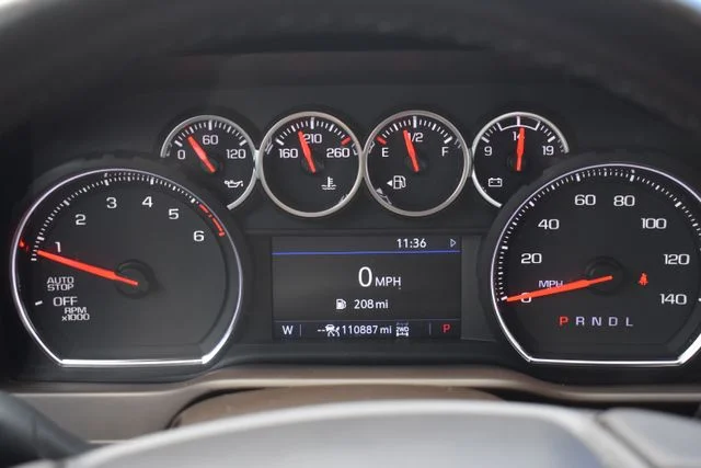 Used 2022 White Chevrolet LTZ image 25