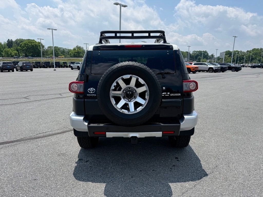 Used 2014 Black Toyota Base image 4