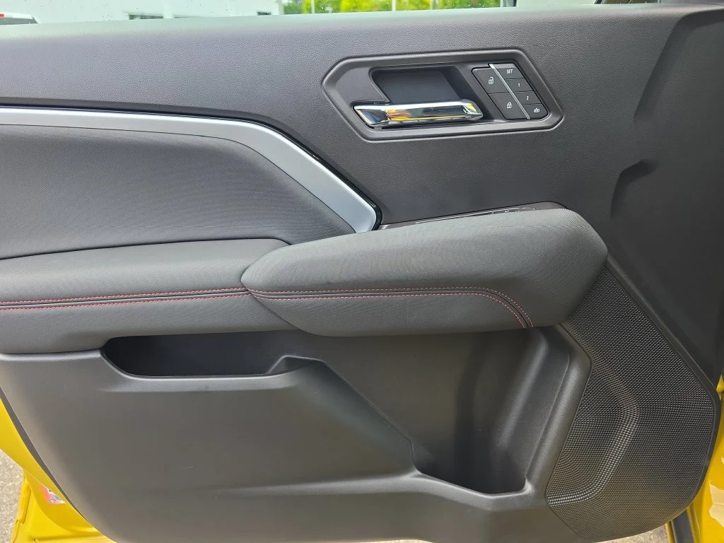 Certified Used 2023 Yellow Chevrolet Z71 image 17