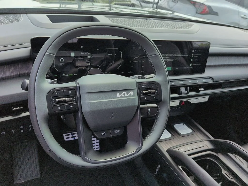 New 2027 Ebony Black Kia X-LINE SX PRESTIGE image 9