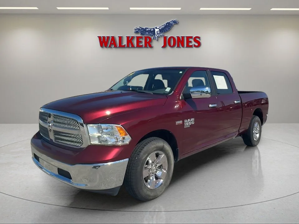 Used 2019 Delmonico Red Pearlcoat Ram SLT image 3
