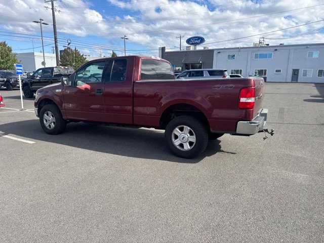 Used 2004 Dark Toreador Red Clearcoat Metallic Ford XLT image 8