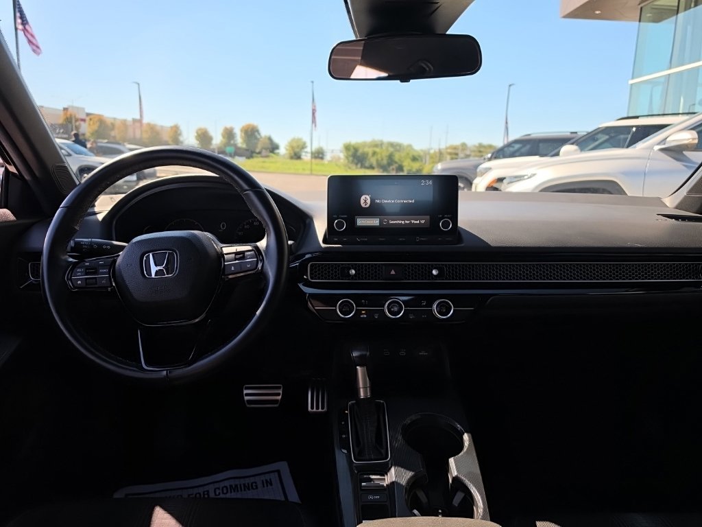 Used 2025  Honda Sport image 23