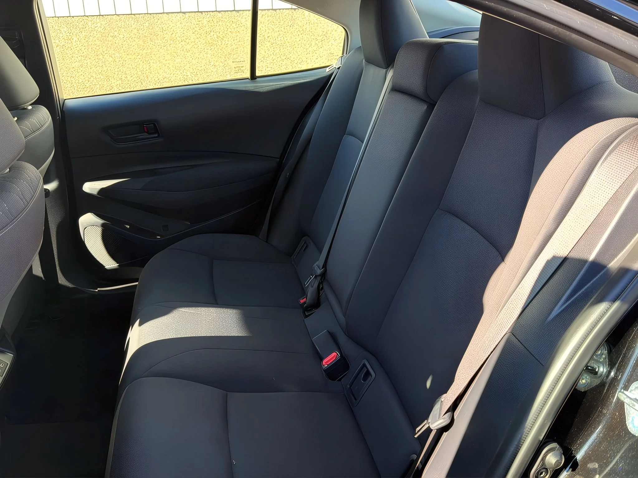 2025 Toyota Corolla LE - Photo 30