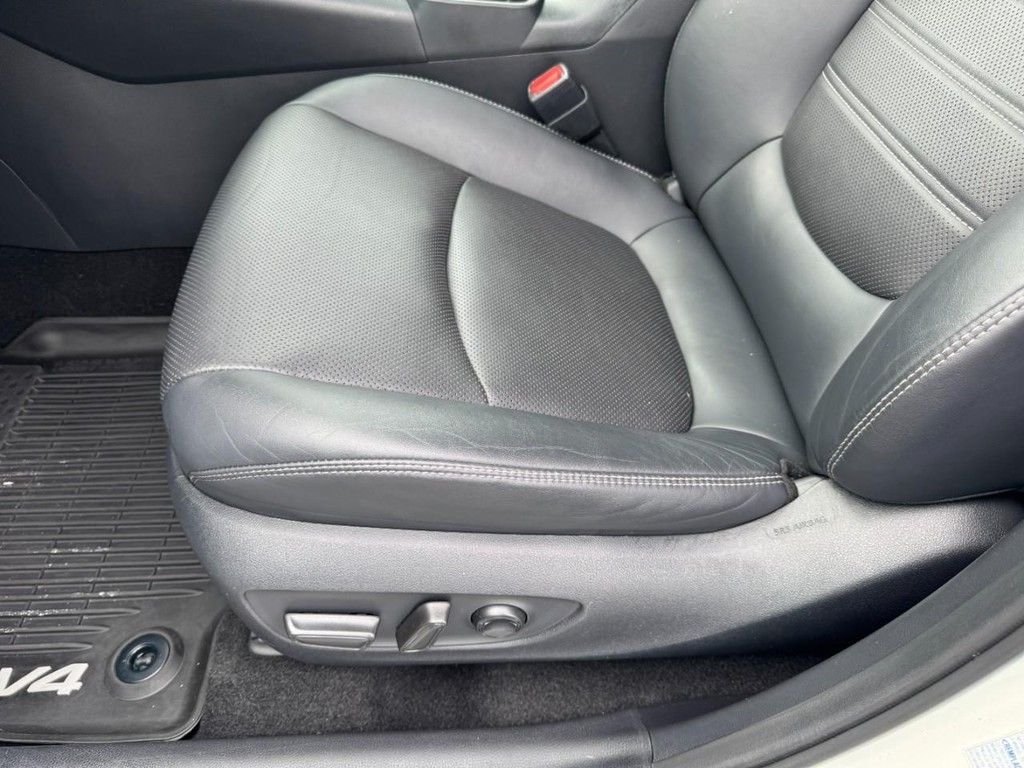 Used 2019 White Toyota Limited image 15