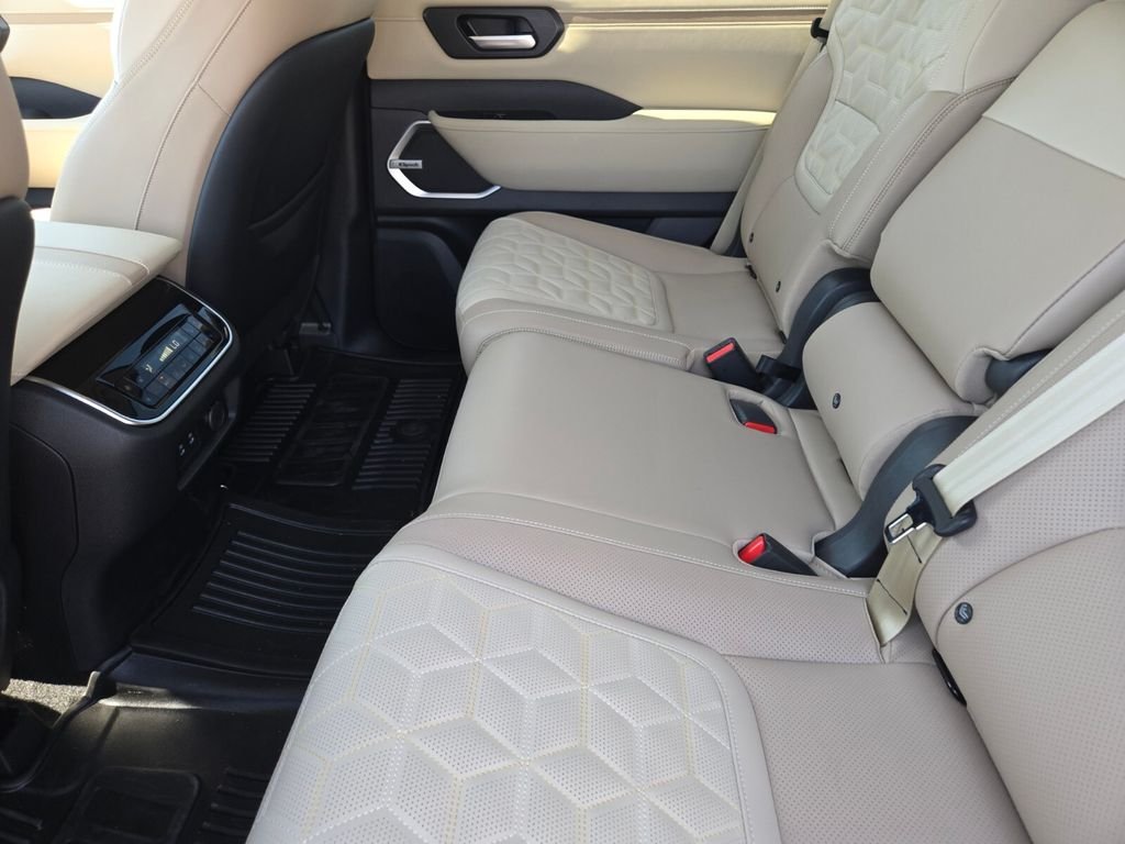 2025 Nissan Armada Platinum - Photo 8