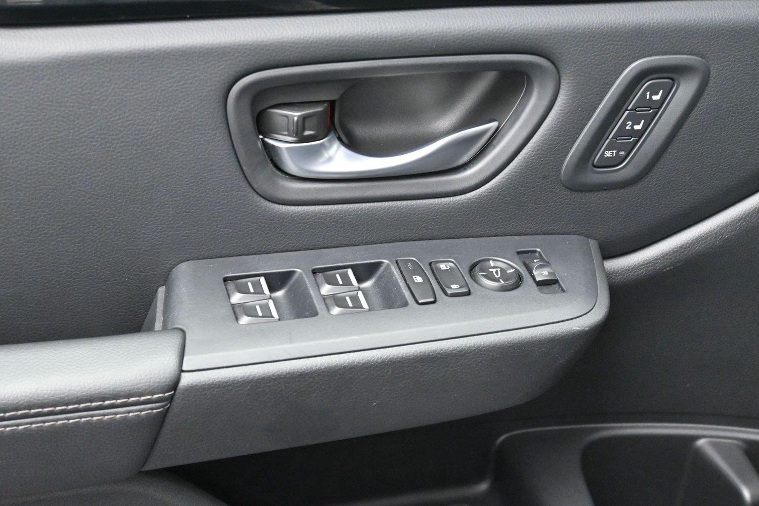 Used 2024 Gray Honda Touring image 13