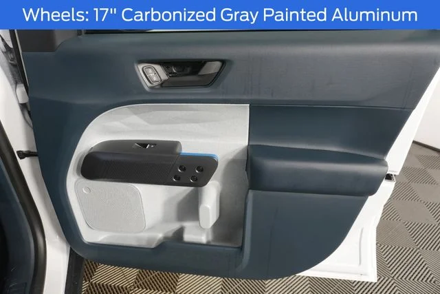 New 2026 Oxford White Ford XLT image 36