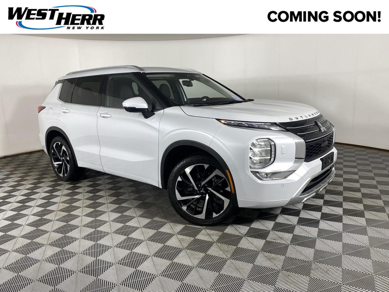 2024 Mitsubishi Outlander SEL S-AWC's photo