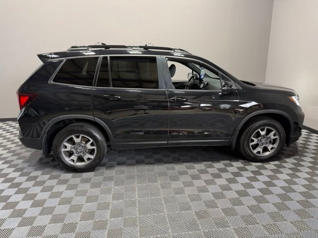 Used 2023 Crystal Black Pearl Honda TrailSport image 7