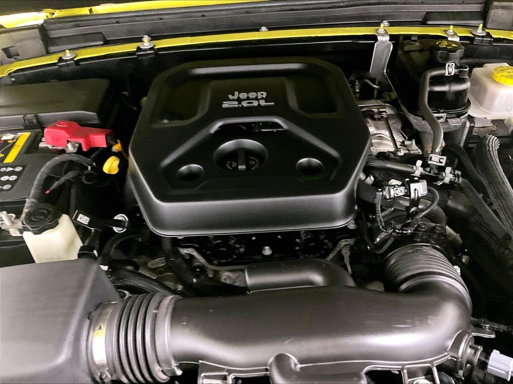 Used 2022 Yellow Jeep  image 34