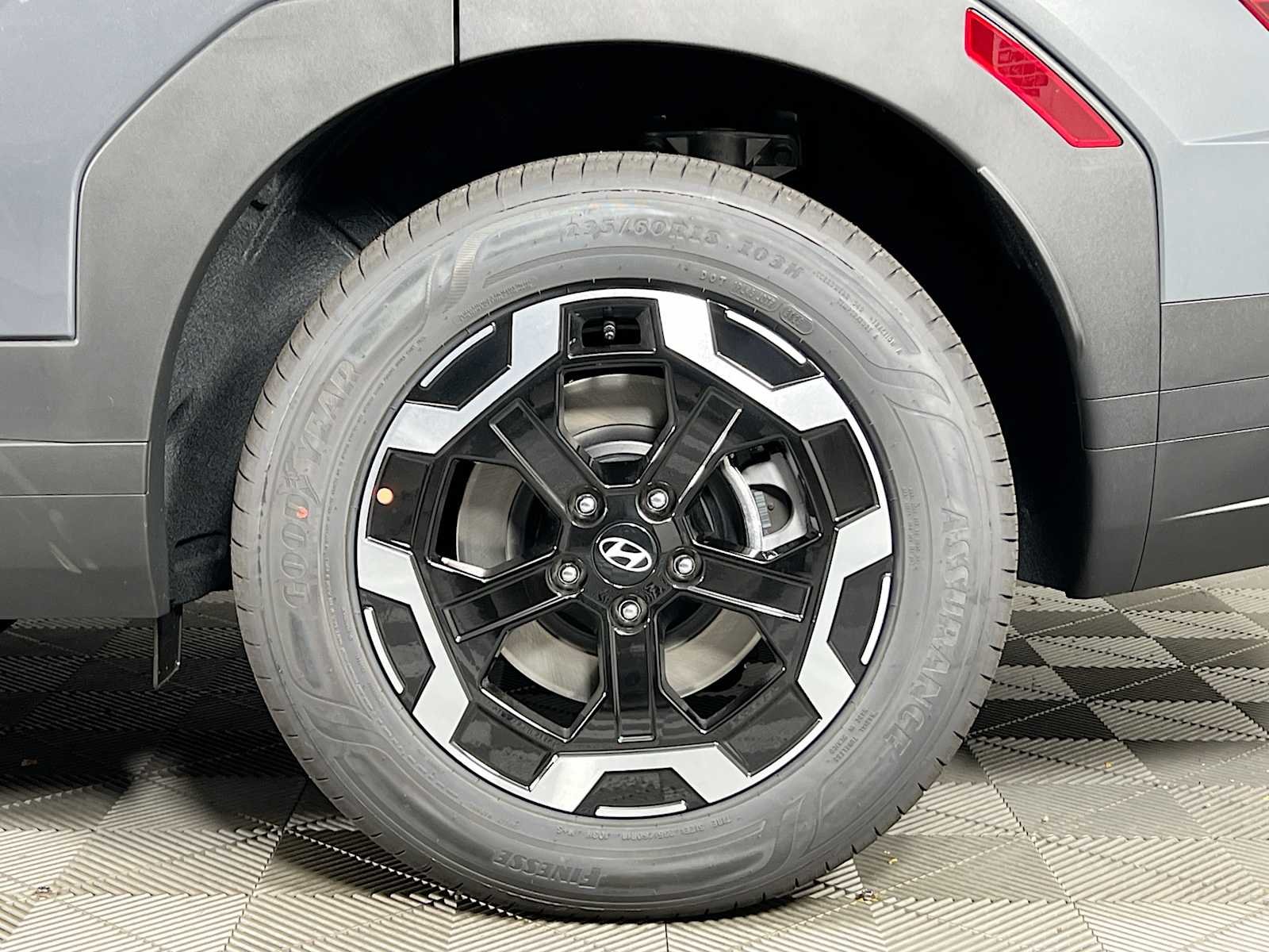 Used 2026 Ecotronic Gray Hyundai SEL image 19