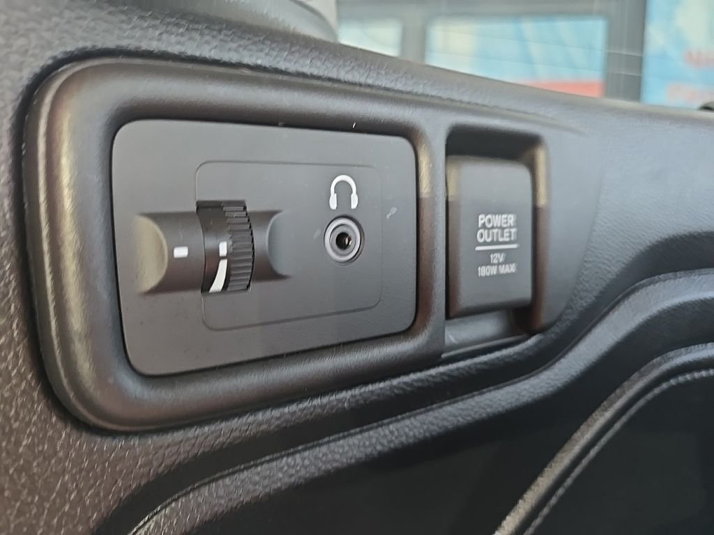 Used 2021  Honda Touring image 94