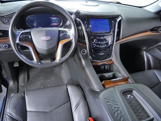 Used 2016 Cadillac Escalade ESV Luxury with VIN 1GYS4HKJ5GR438787 for sale in Shakopee, Minnesota