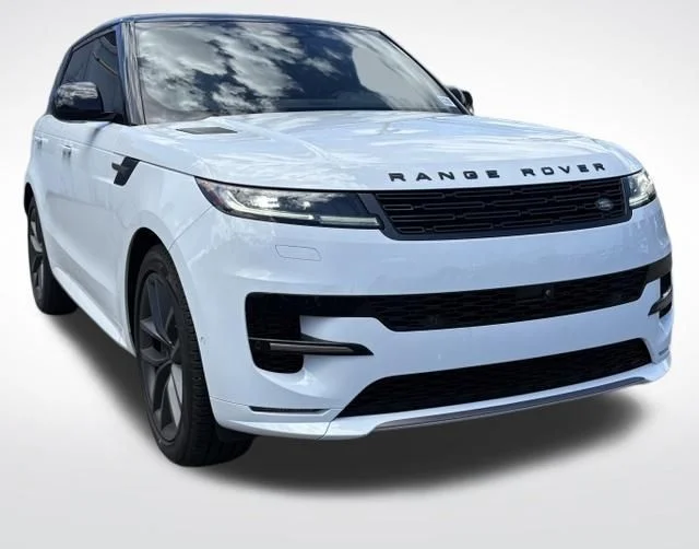 Certified Used 2025 White Land Rover Dynamic SE image 10