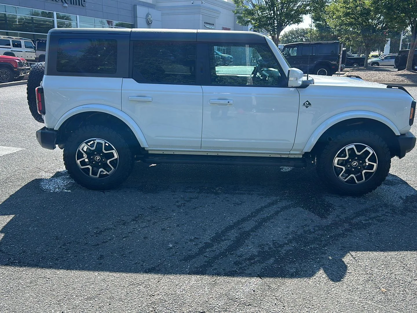 Used 2022 Oxford White Ford Outer Banks image 8