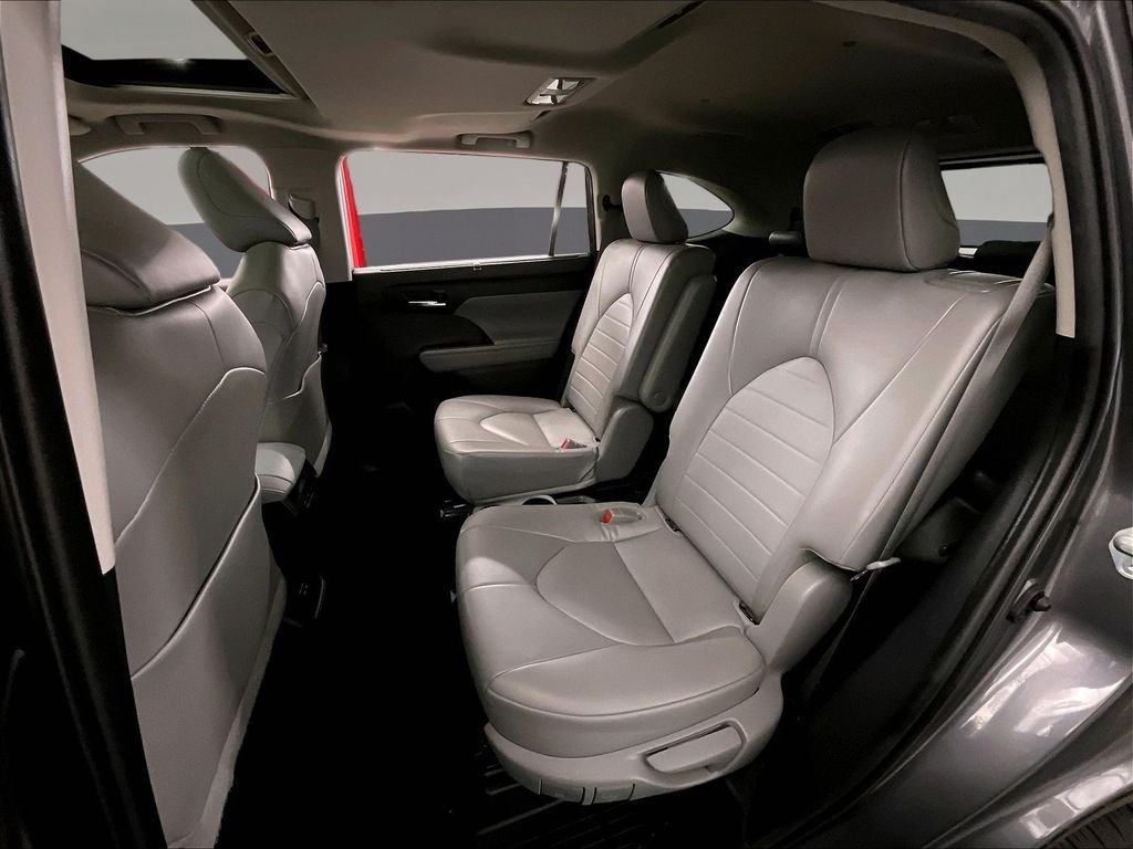 Used 2022 Gray Toyota XLE image 30