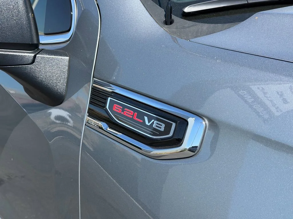 New 2026 Sterling Metallic GMC SLT image 5