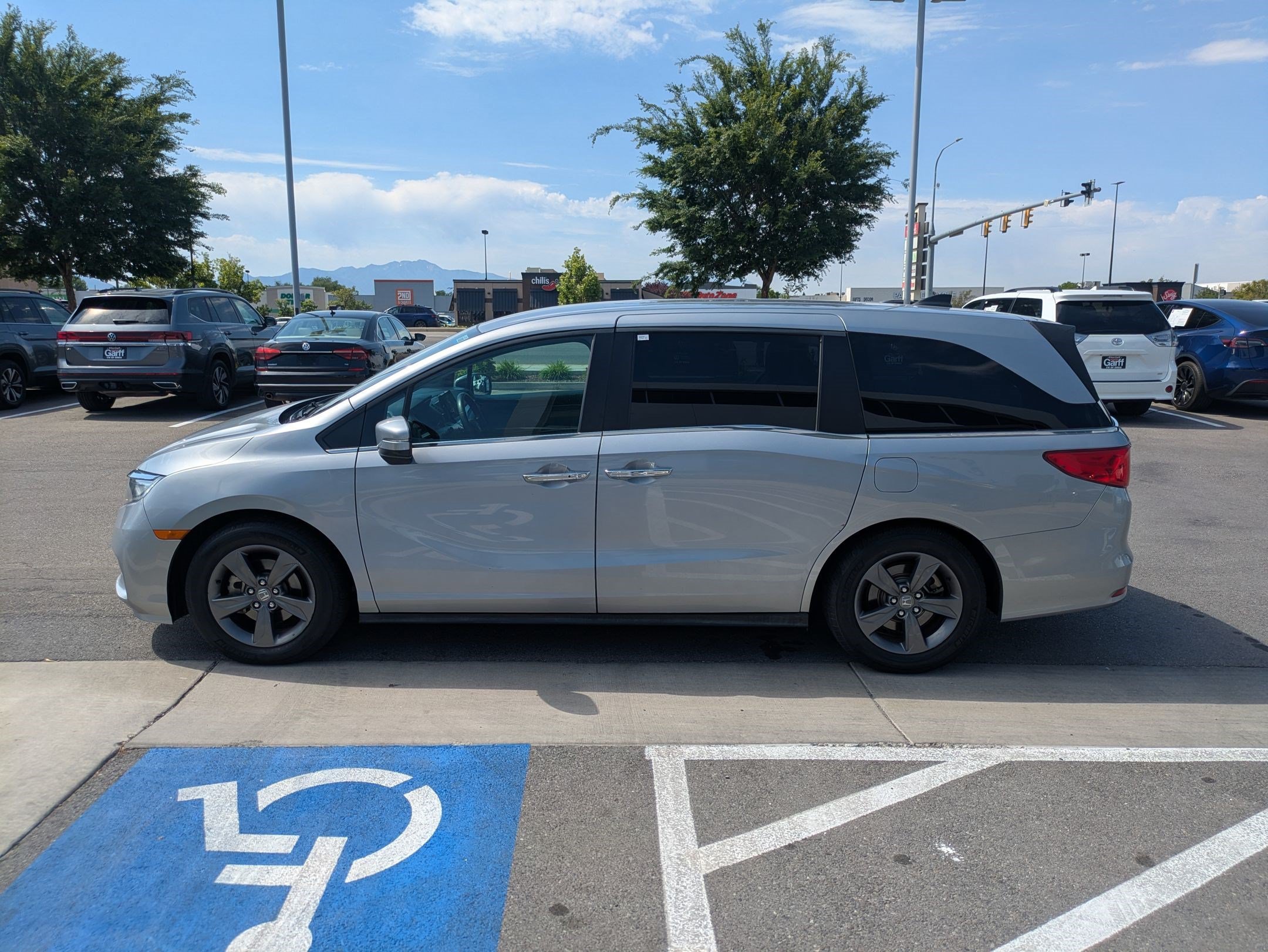 Used 2021 Lunar Silver Metallic Honda EX image 6