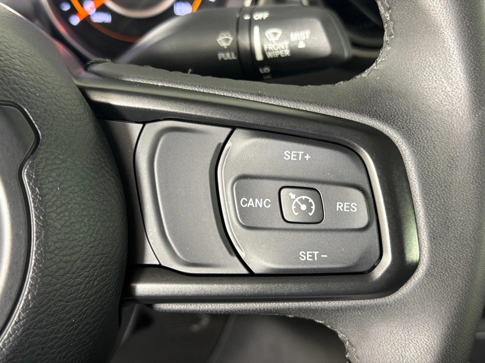 Used 2023 Black Clearcoat Jeep Sport S image 25
