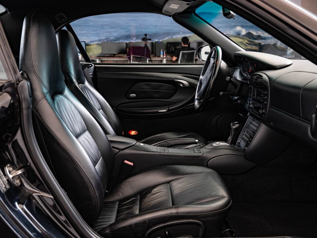 Used 2001 Black Porsche Carrera image 22