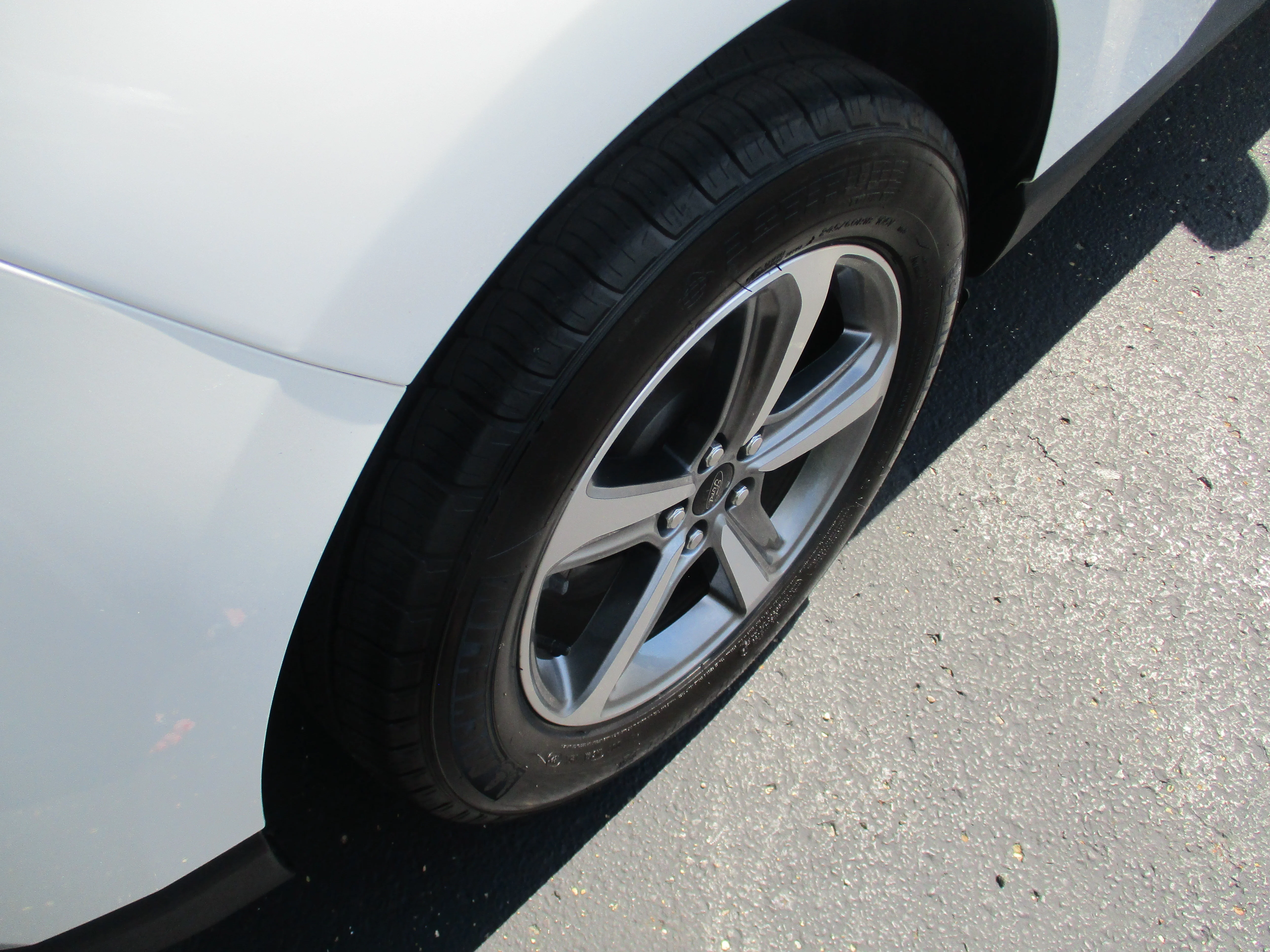 Used 2023 Star White Metallic Tri-Coat Ford SEL image 55