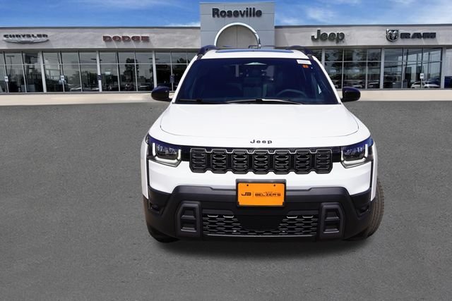 New 2026 Bright White Clear-Coat Exterior Paint Jeep Limited image 8