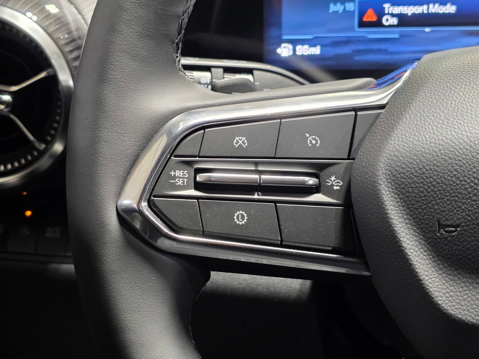 New 2027 Summit White Chevrolet LT image 31