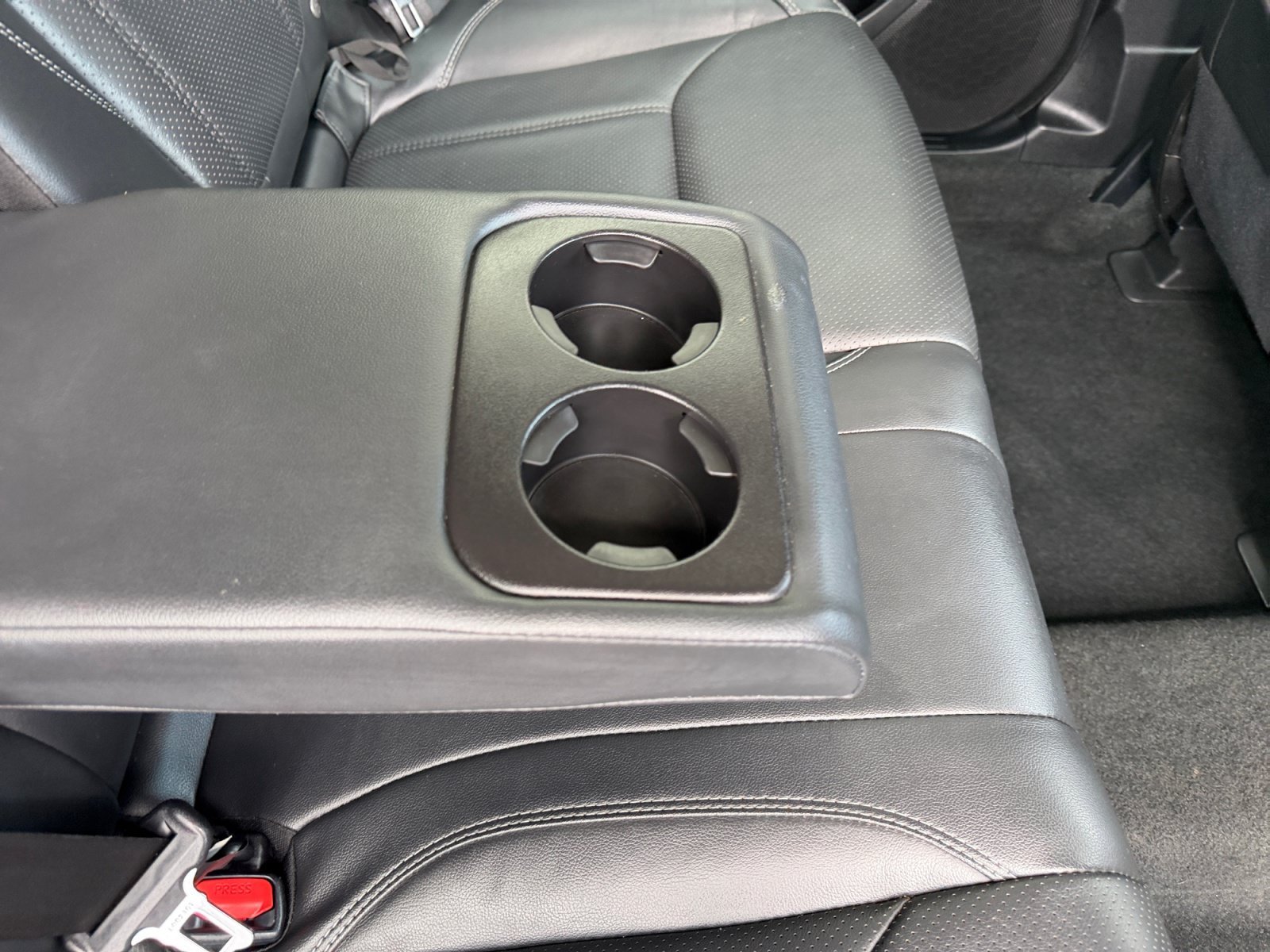 Used 2020 Magnetite Gray Metallic Subaru Limited image 36