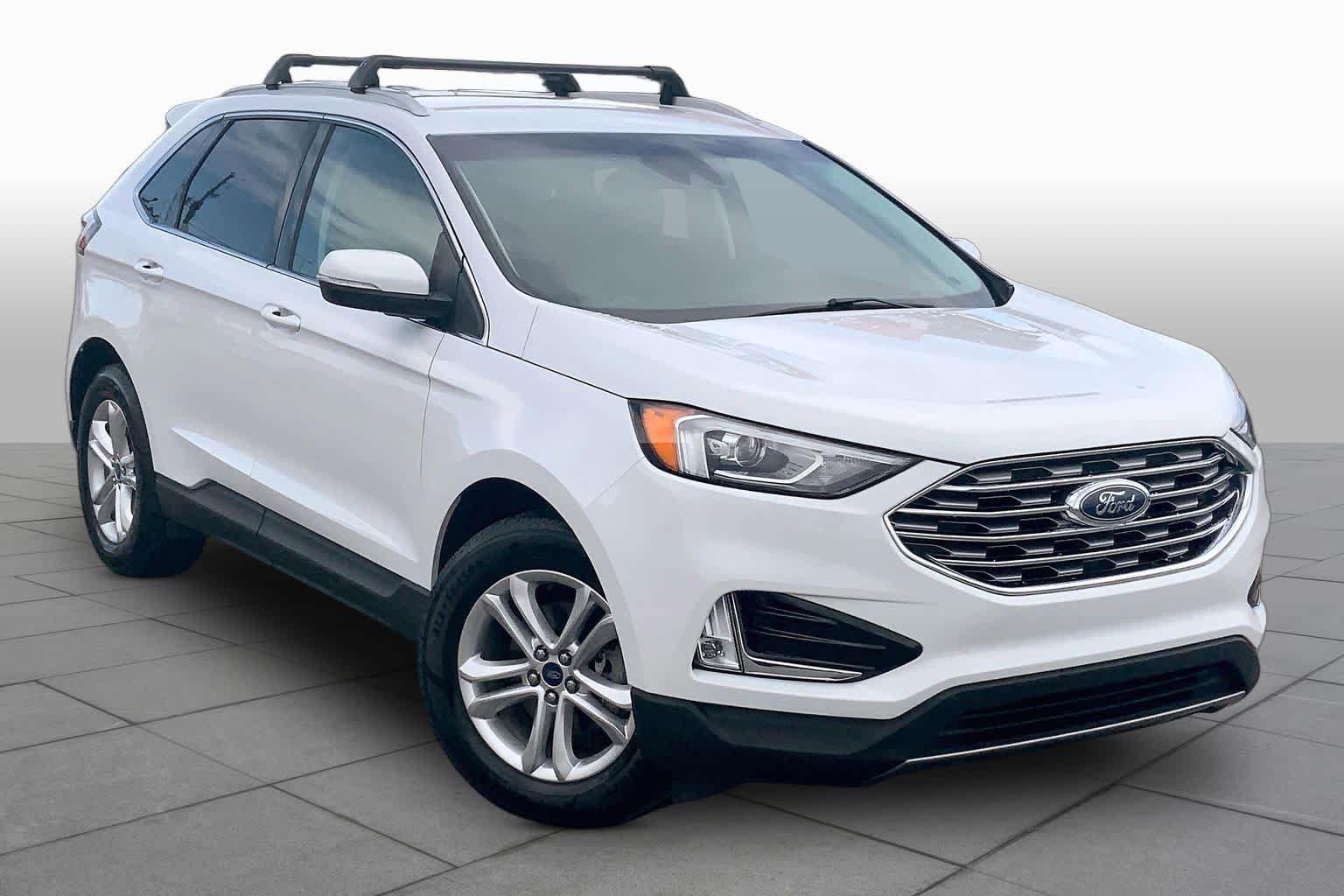 Used 2019 Oxford White Ford SEL image 3