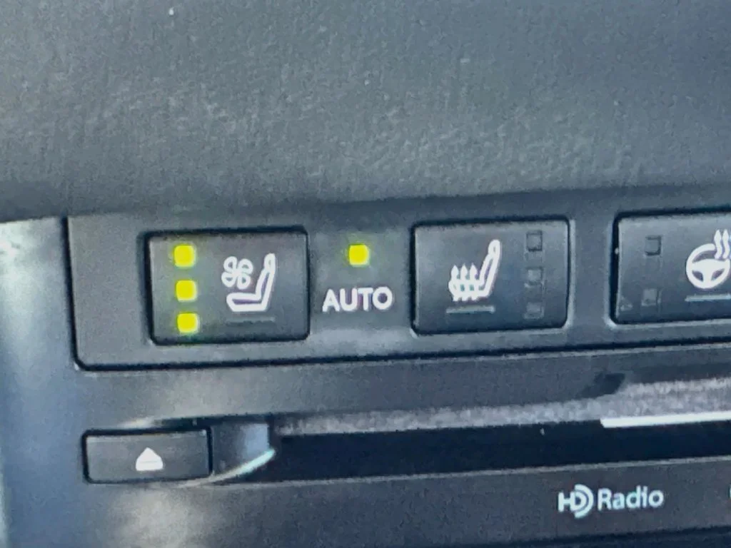 Used 2020 Red Lexus 350 image 24