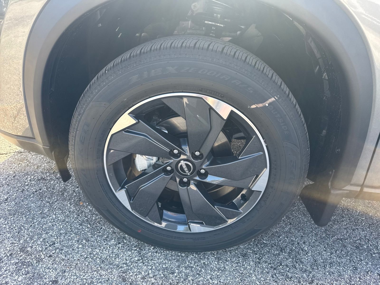 New 2026 Nissan Rogue SV 4D Sport Utility