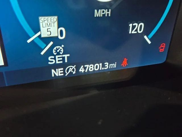 Used 2023 Gray Ford Lariat image 28